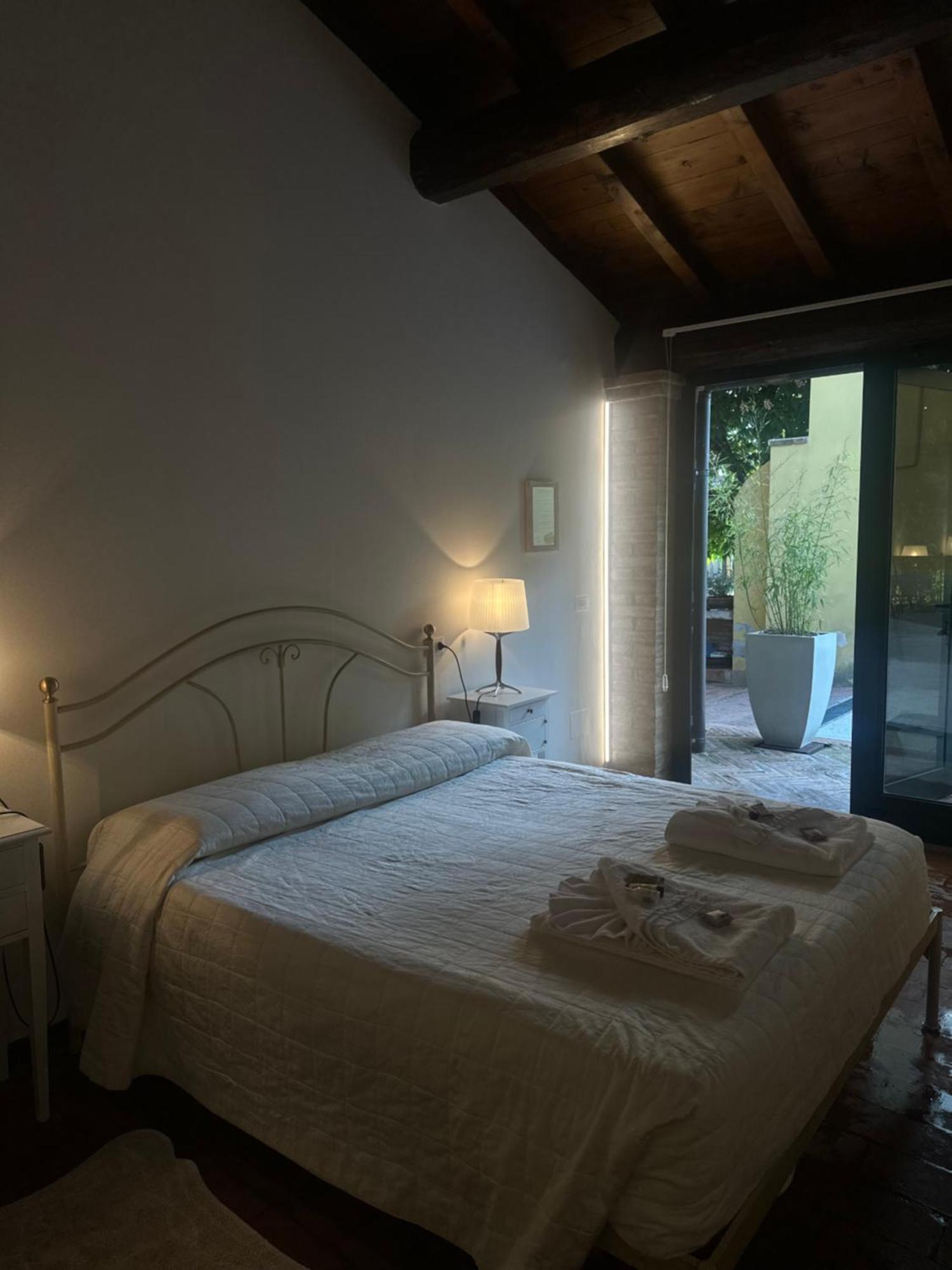 Agriturismo Corte Capiluppia Curtatone エクステリア 写真
