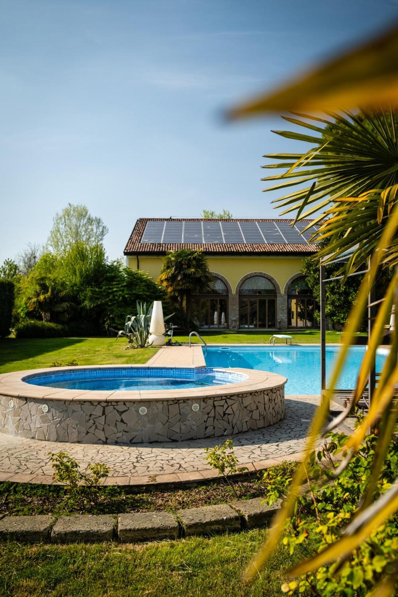 Agriturismo Corte Capiluppia Curtatone エクステリア 写真