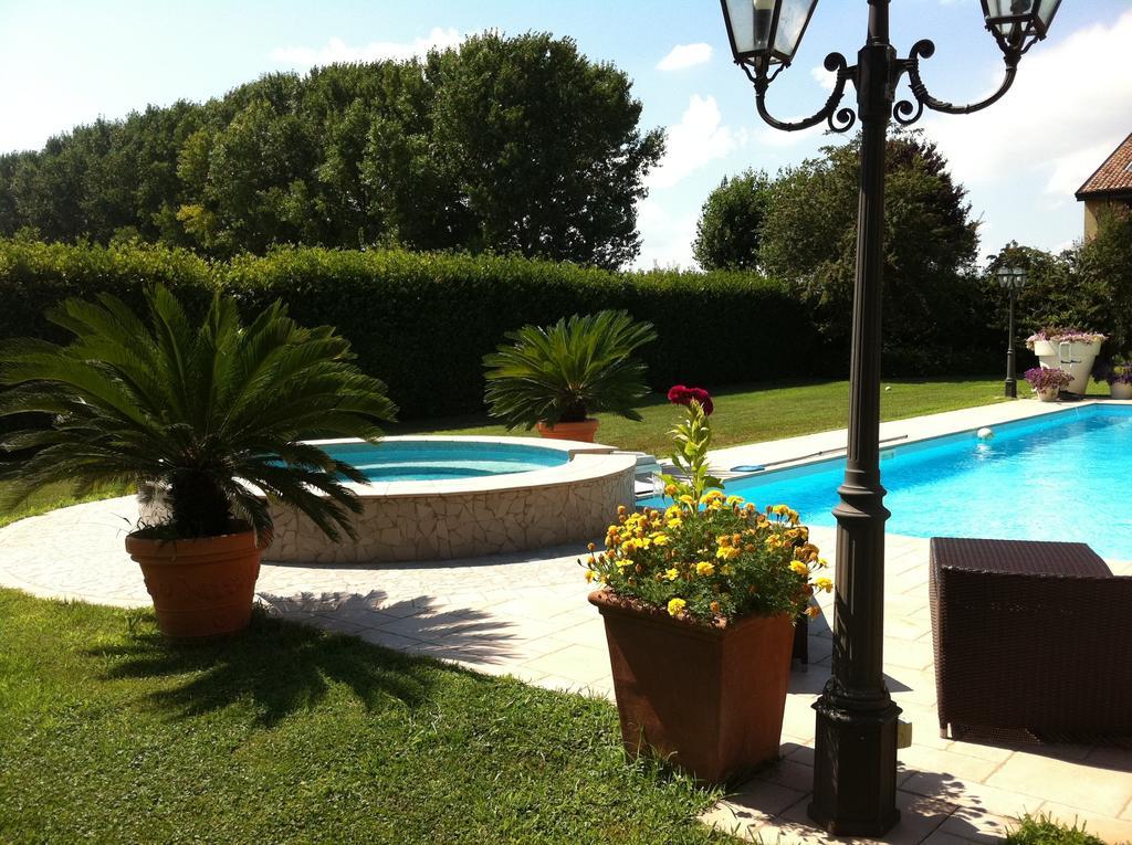 Agriturismo Corte Capiluppia Curtatone エクステリア 写真